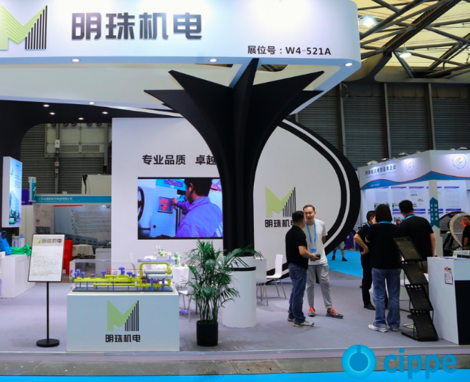第十五届上海国际石油和化工技术装备展开幕 - 中国石油石化
